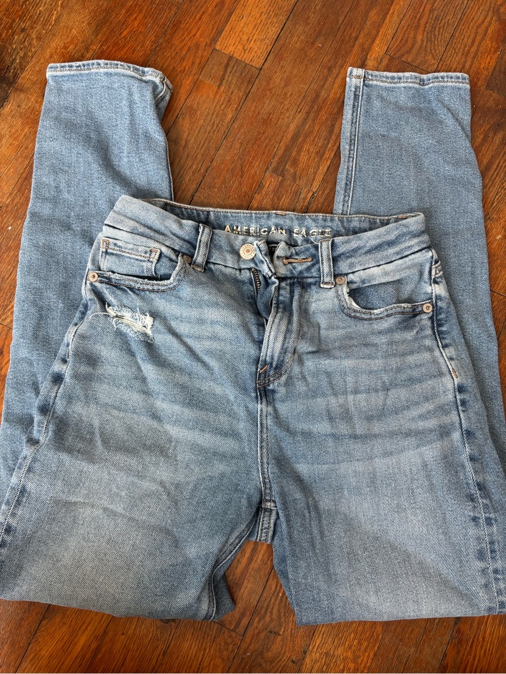 American Eagle Outfitters Light Blue Ankle Jeans